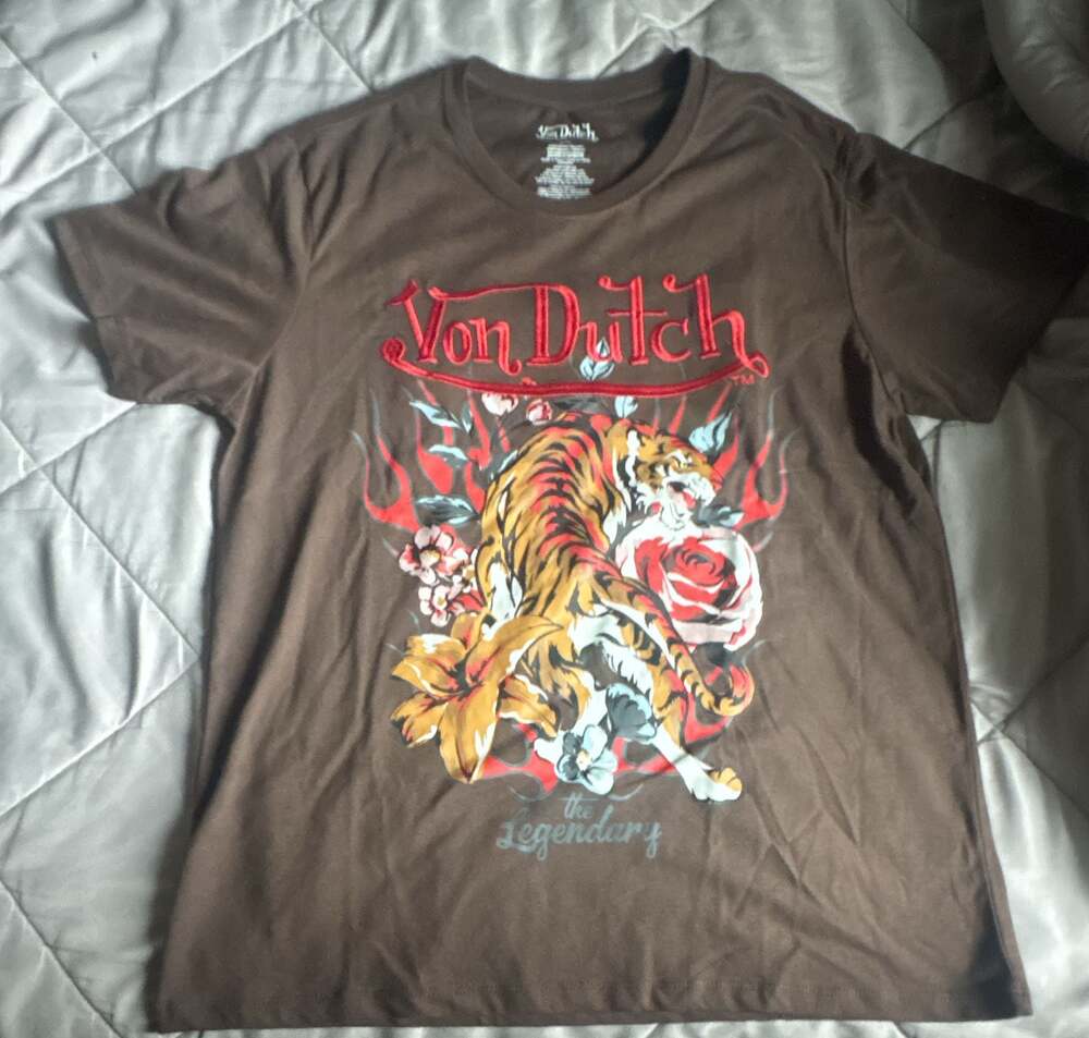 Von Dutch Tiger & Roses The Legendary Brown Graphic T-Shirt